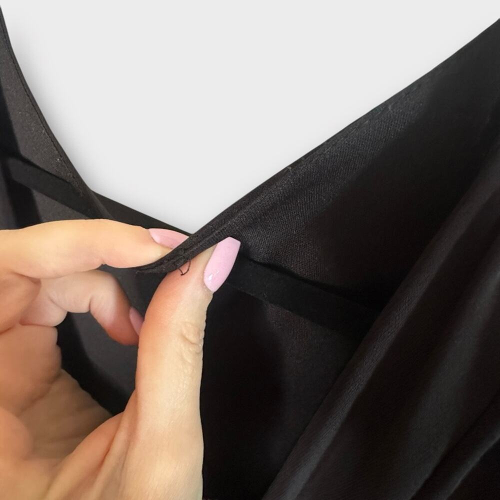 Marina black formal maxi dress with open back - Picture 9 of 10